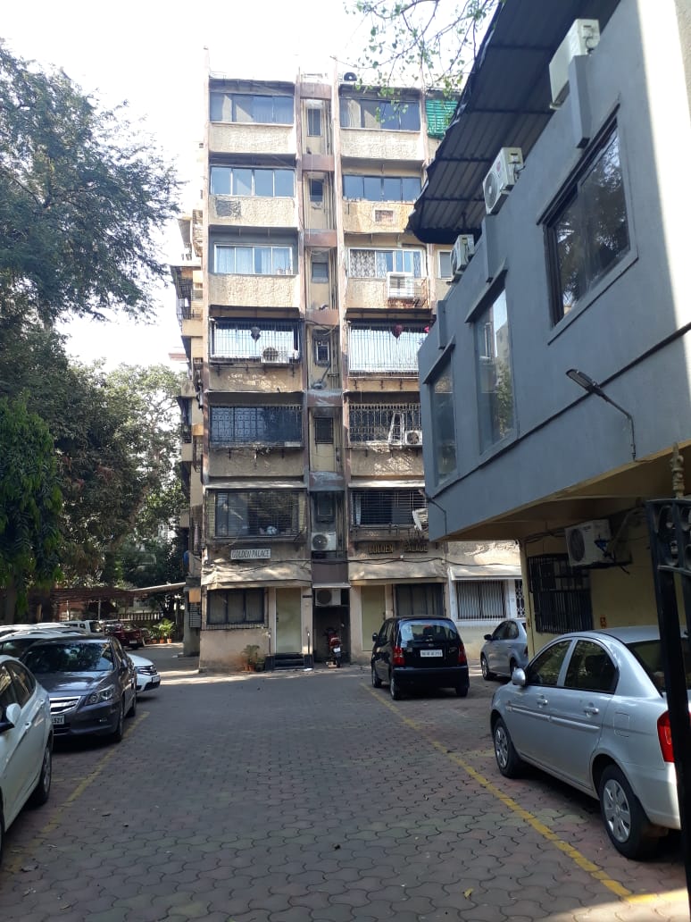 Main - Golden Palace, Bandra West